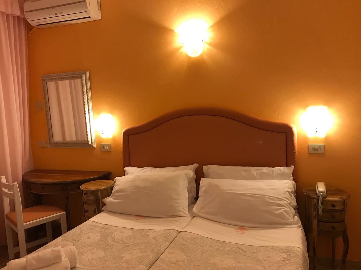 Negresco Bed & Breakfast 3*